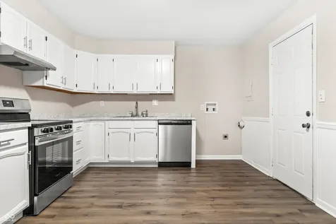 8128 Barry Road Indianapolis IN 46219