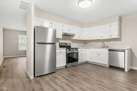 8128 Barry Road Indianapolis IN 46219
