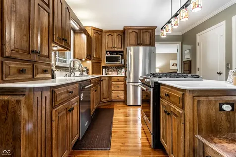 7111 Eastwick Lane Indianapolis IN 46256