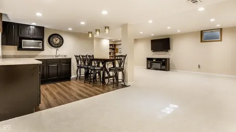 7111 Eastwick Lane Indianapolis IN 46256