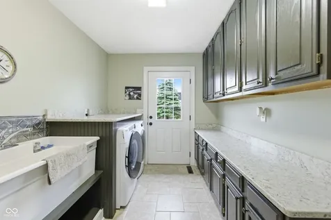 11750 E 200 S Zionsville IN 46077