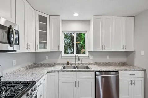 12352 Cobblestone South Drive Indianapolis IN 46236