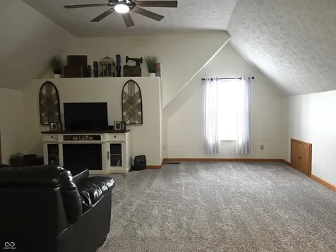 1518 Pippin Drive Greenfield IN 46140