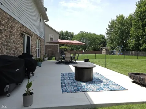 1518 Pippin Drive Greenfield IN 46140