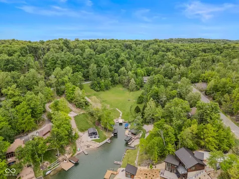 00 W Grandview Drive Columbus IN 47201