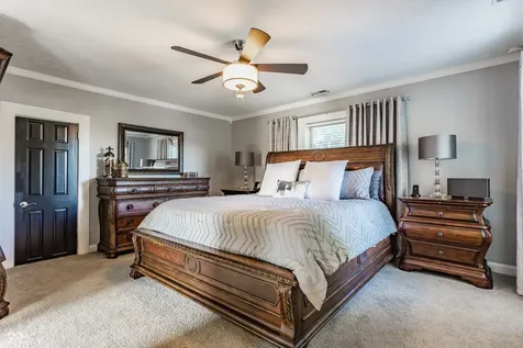 121 SE 1st Street SE Carmel IN 46032
