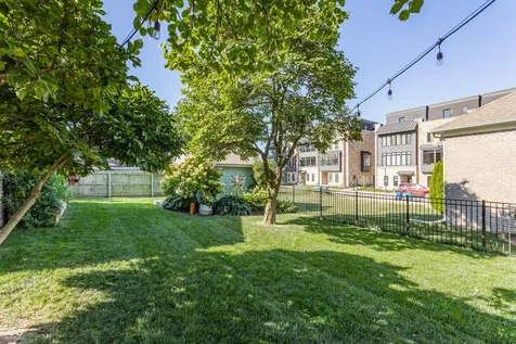 121 SE 1st Street SE Carmel IN 46032
