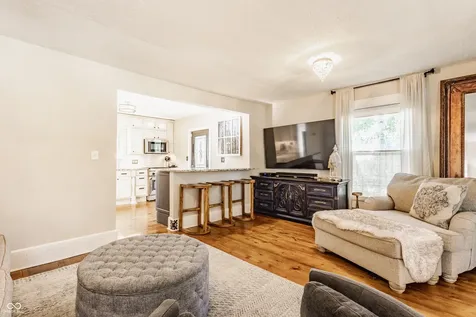 121 SE 1st Street SE Carmel IN 46032