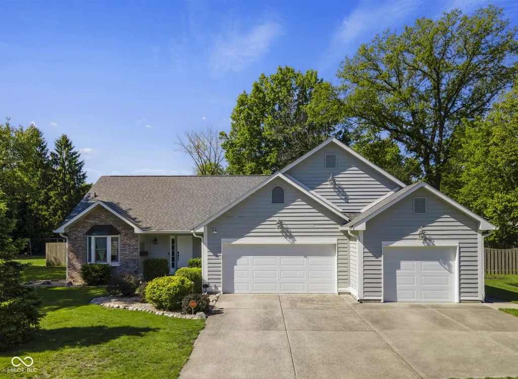1129 Wheatfield Court Carmel IN 46032