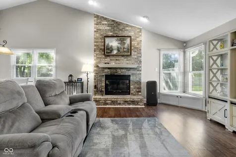 1129 Wheatfield Court Carmel IN 46032
