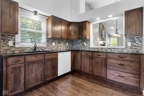 1129 Wheatfield Court Carmel IN 46032