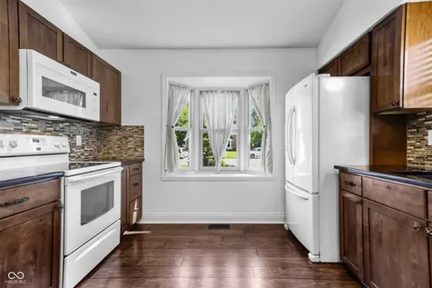 1129 Wheatfield Court Carmel IN 46032