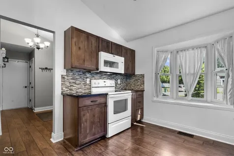 1129 Wheatfield Court Carmel IN 46032
