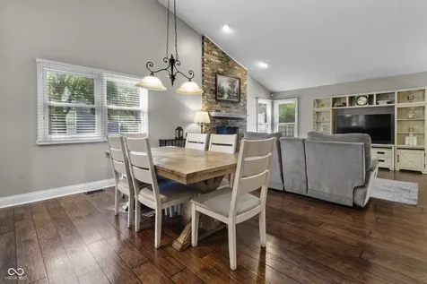 1129 Wheatfield Court Carmel IN 46032