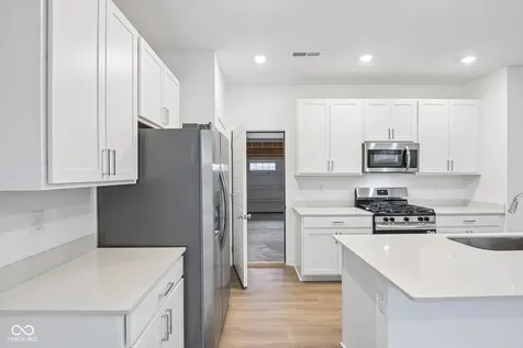 15274 Farrington Way Fishers IN 46037