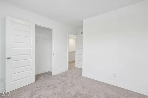 15274 Farrington Way Fishers IN 46037