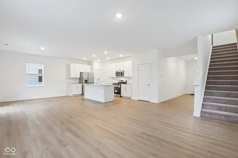15274 Farrington Way Fishers IN 46037