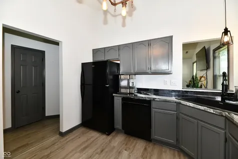 7055 Lesta Court Indianapolis IN 46217