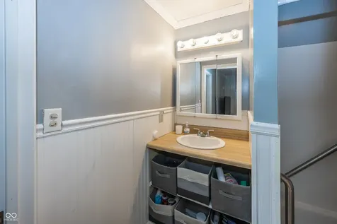 1908 Lora Street Anderson IN 46013