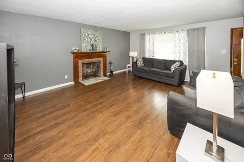 1908 Lora Street Anderson IN 46013