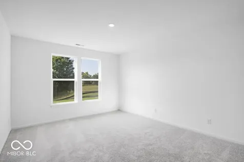 11131 Dressage Way Indianapolis IN 46239