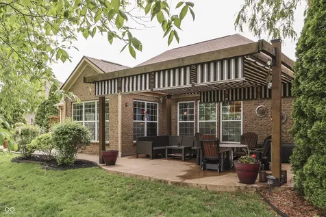 6166 Royal Alley Place Indianapolis IN 46237