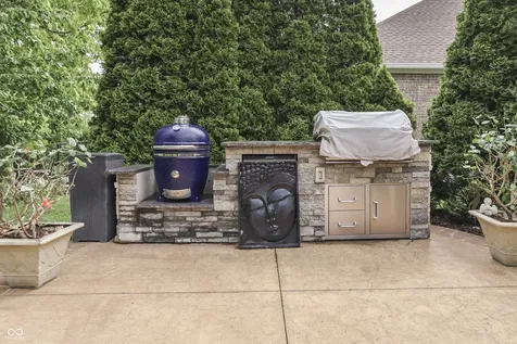 6166 Royal Alley Place Indianapolis IN 46237