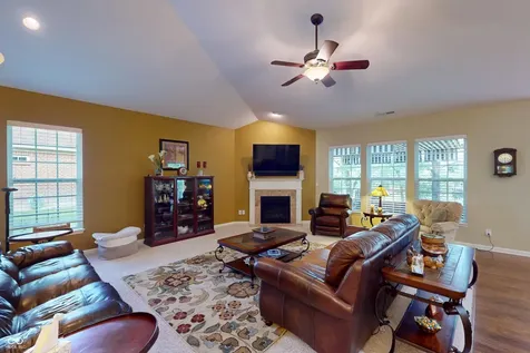 6166 Royal Alley Place Indianapolis IN 46237