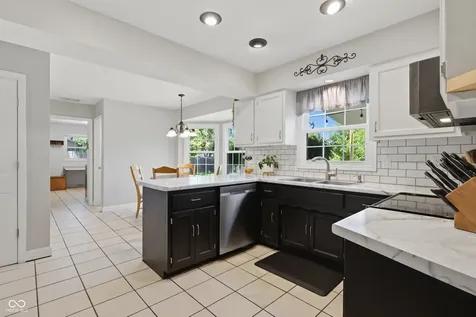 14561 Saddleback Drive Carmel IN 46032