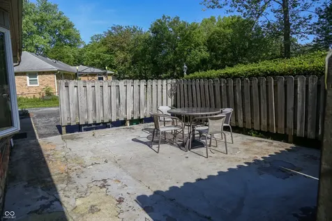 4365 Windsor Road Brownsburg IN 46112