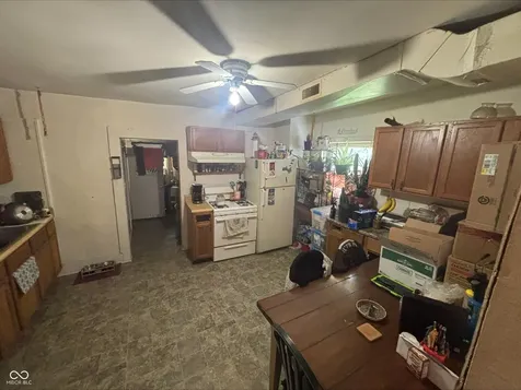 1225 S 25th Street Elwood IN 46036