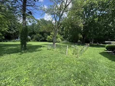 1225 S 25th Street Elwood IN 46036
