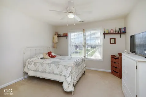 1093 Bennington Court Greenwood IN 46143