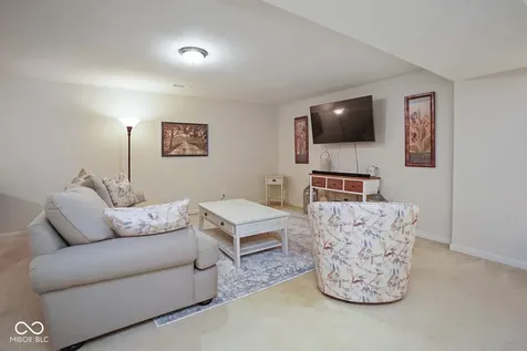 1093 Bennington Court Greenwood IN 46143