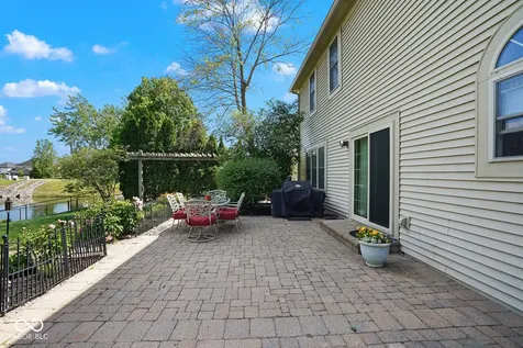 1093 Bennington Court Greenwood IN 46143