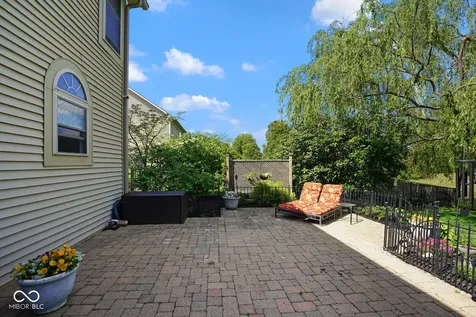 1093 Bennington Court Greenwood IN 46143