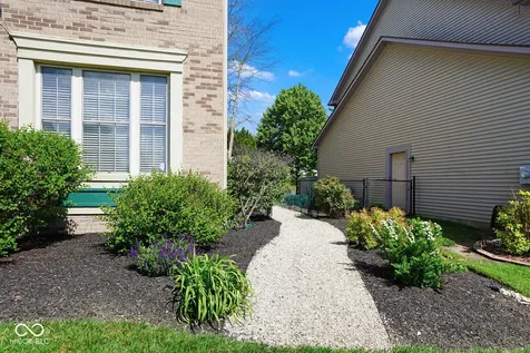 1093 Bennington Court Greenwood IN 46143