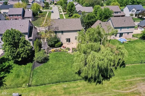 1093 Bennington Court Greenwood IN 46143
