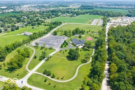 1332 Authentic Lane Indianapolis IN 46239
