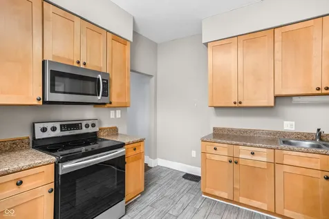 273 E Parkview Avenue Indianapolis IN 46201