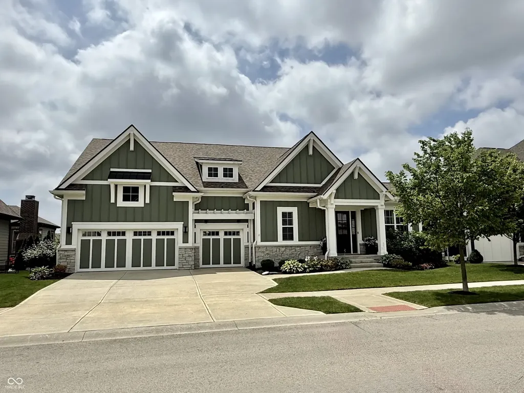1499 Avondale Drive Westfield IN 46074