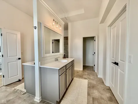 1499 Avondale Drive Westfield IN 46074