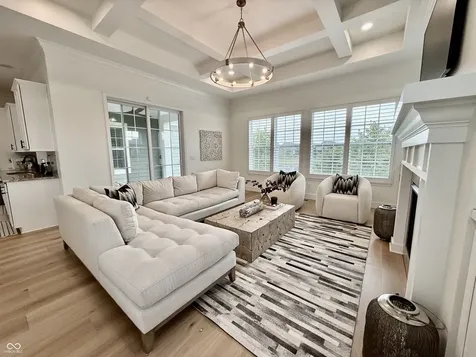 1499 Avondale Drive Westfield IN 46074