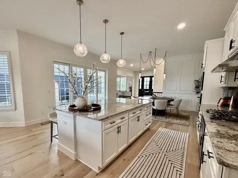 1499 Avondale Drive Westfield IN 46074