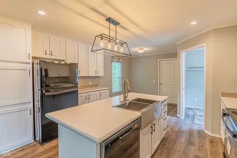 40 Lazy River Road Cloverdale IN 46120