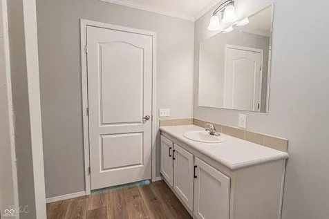 40 Lazy River Road Cloverdale IN 46120