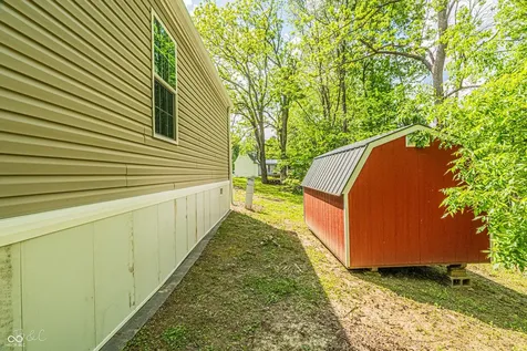 40 Lazy River Road Cloverdale IN 46120