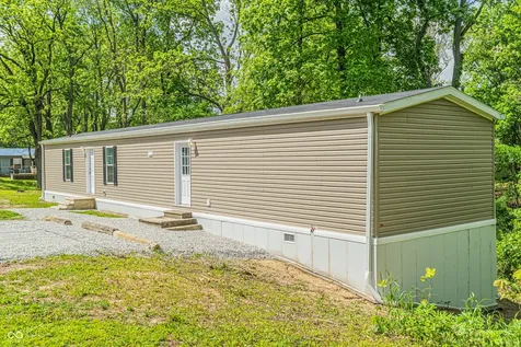40 Lazy River Road Cloverdale IN 46120