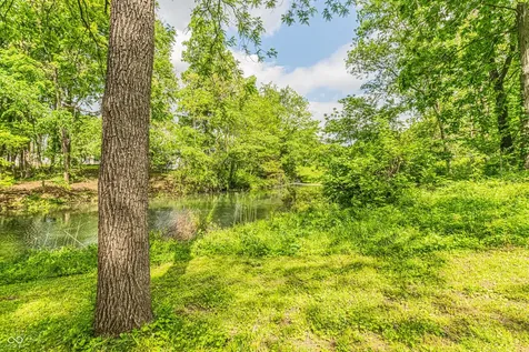 40 Lazy River Road Cloverdale IN 46120