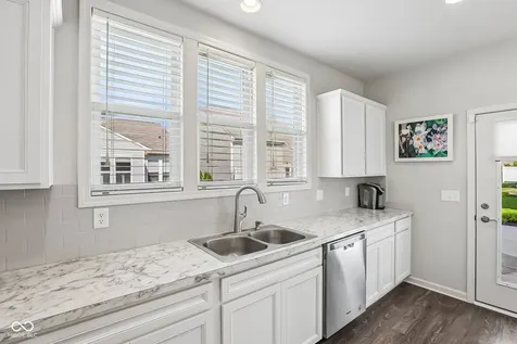 13456 Ravenswood Trail Fishers IN 46037